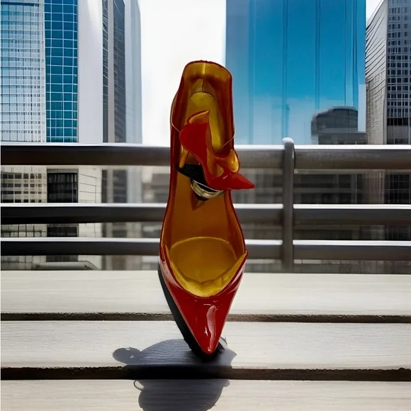 BNWT Just The Right Shoe ‘DEVILISH’ Bottle Holder with Matching Stopper - Picture 6 of 6